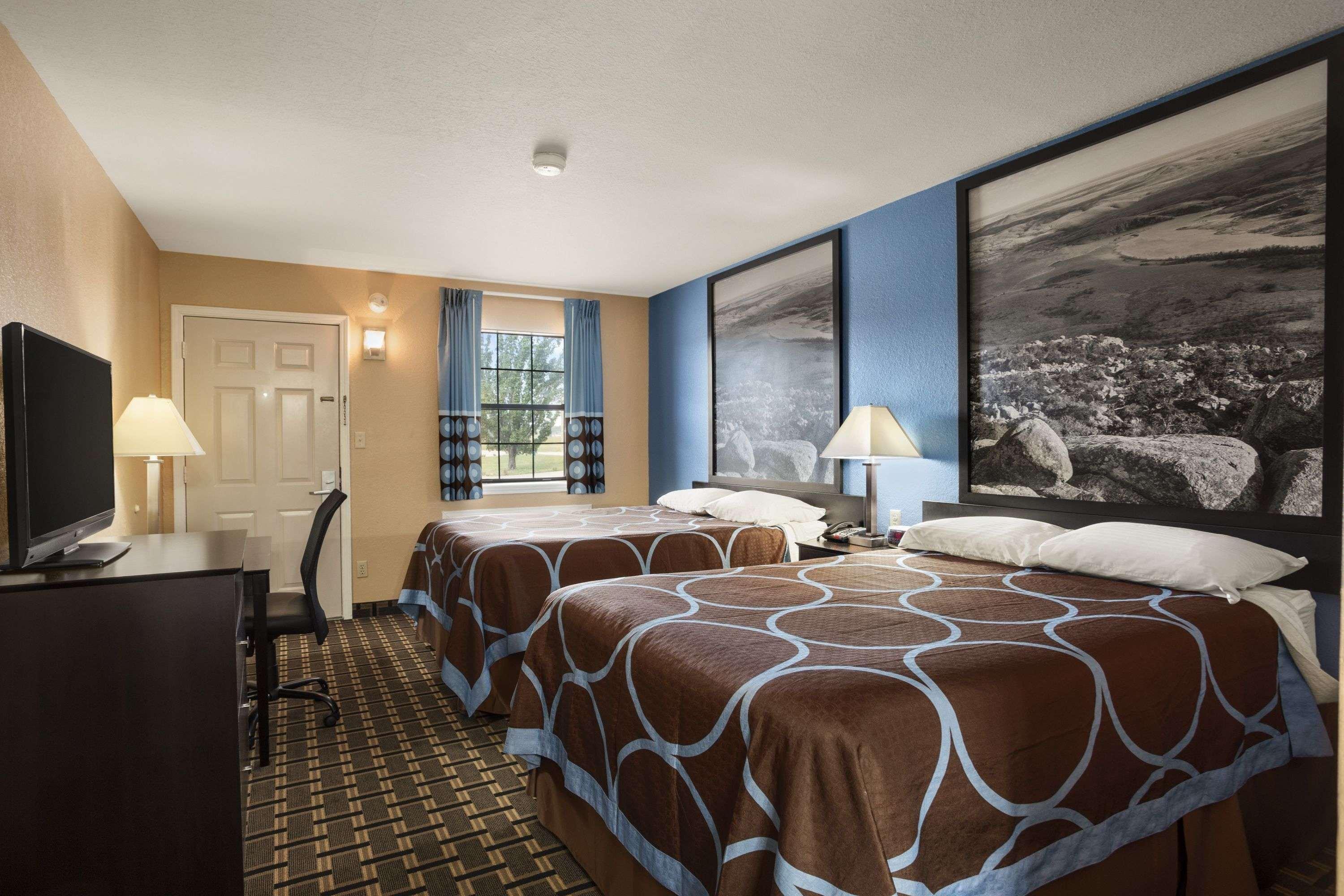 Super 8 By Wyndham Henryetta Motel Luaran gambar