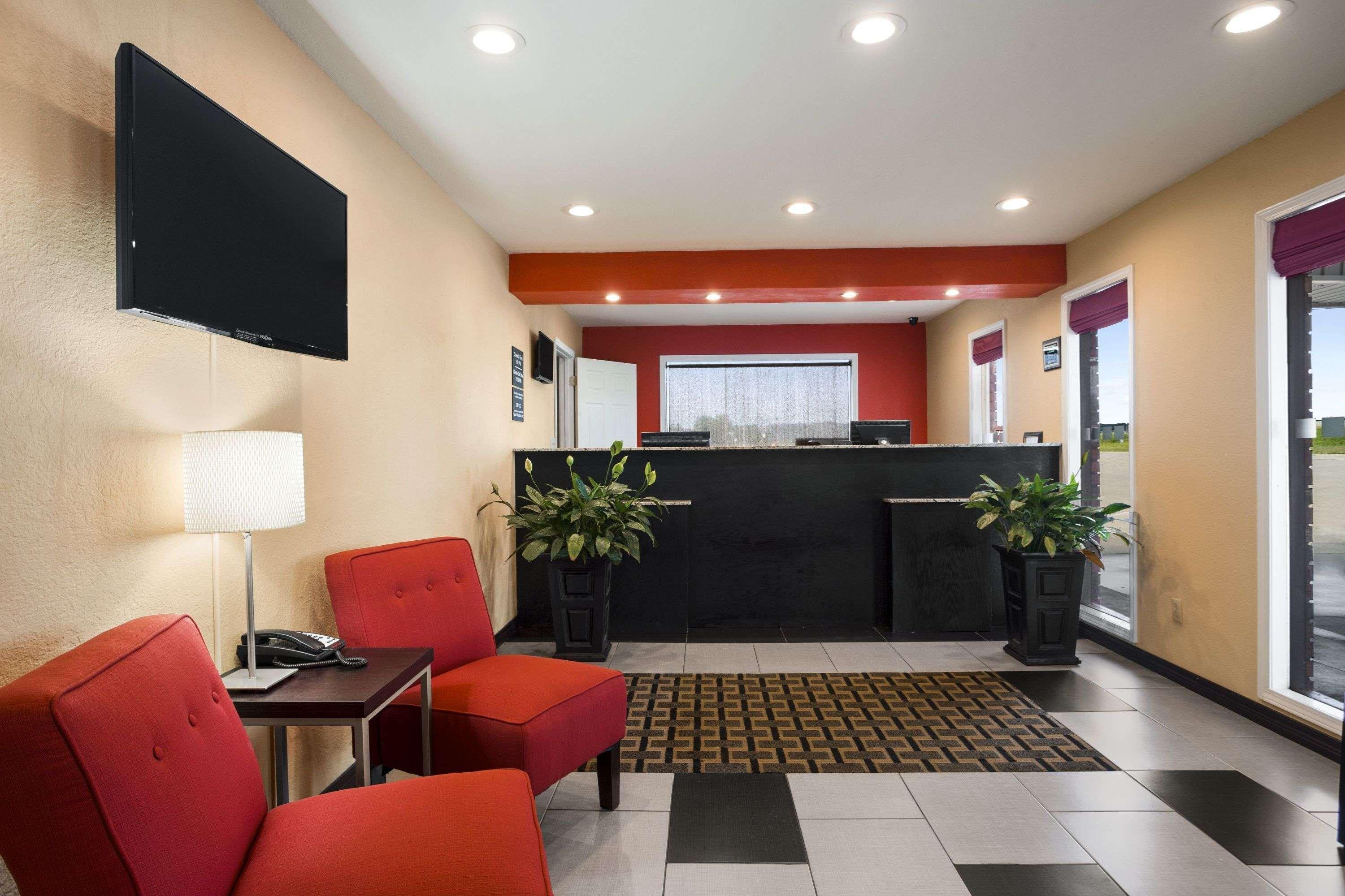 Super 8 By Wyndham Henryetta Motel Luaran gambar